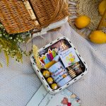 Квадратний бокс для вихователя
