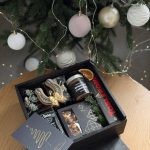 Квадратний бокс з міцним напоєм